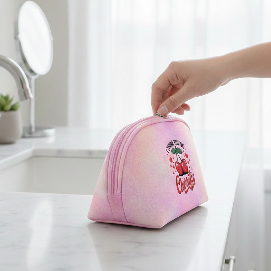 Neceser ovalado Cherrific usado para maquillaje